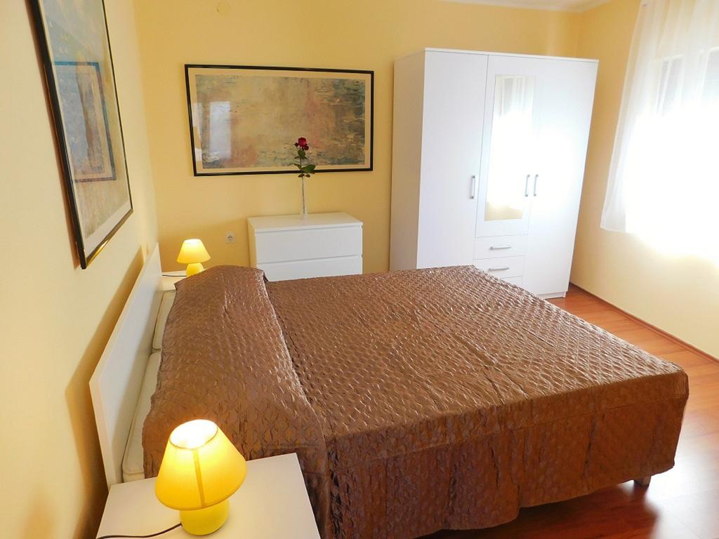 Apartments Danilo 48 Пула Екстер'єр фото