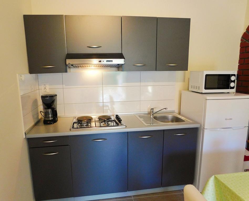 Apartments Danilo 48 Пула Екстер'єр фото