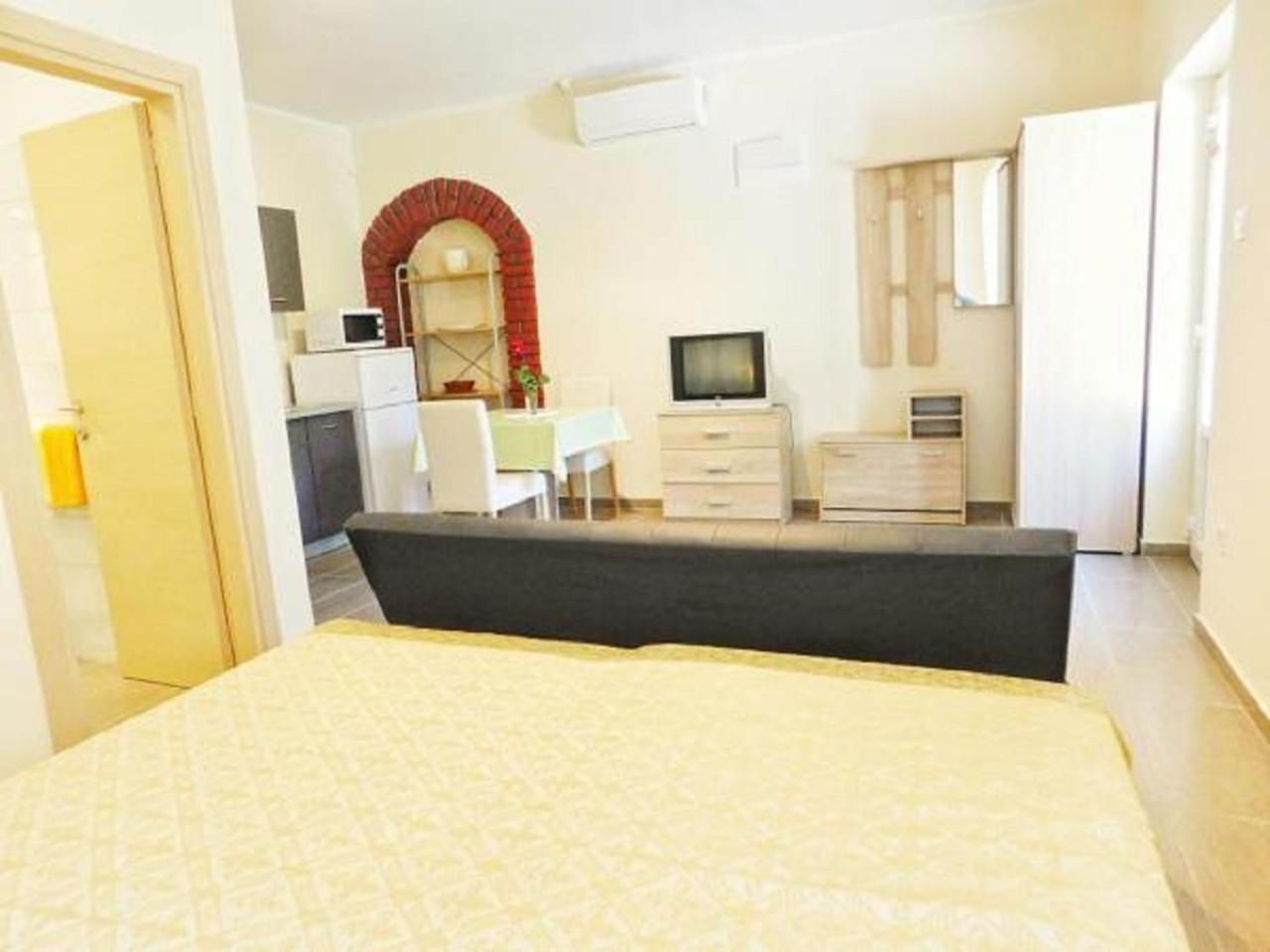 Apartments Danilo 48 Пула Екстер'єр фото